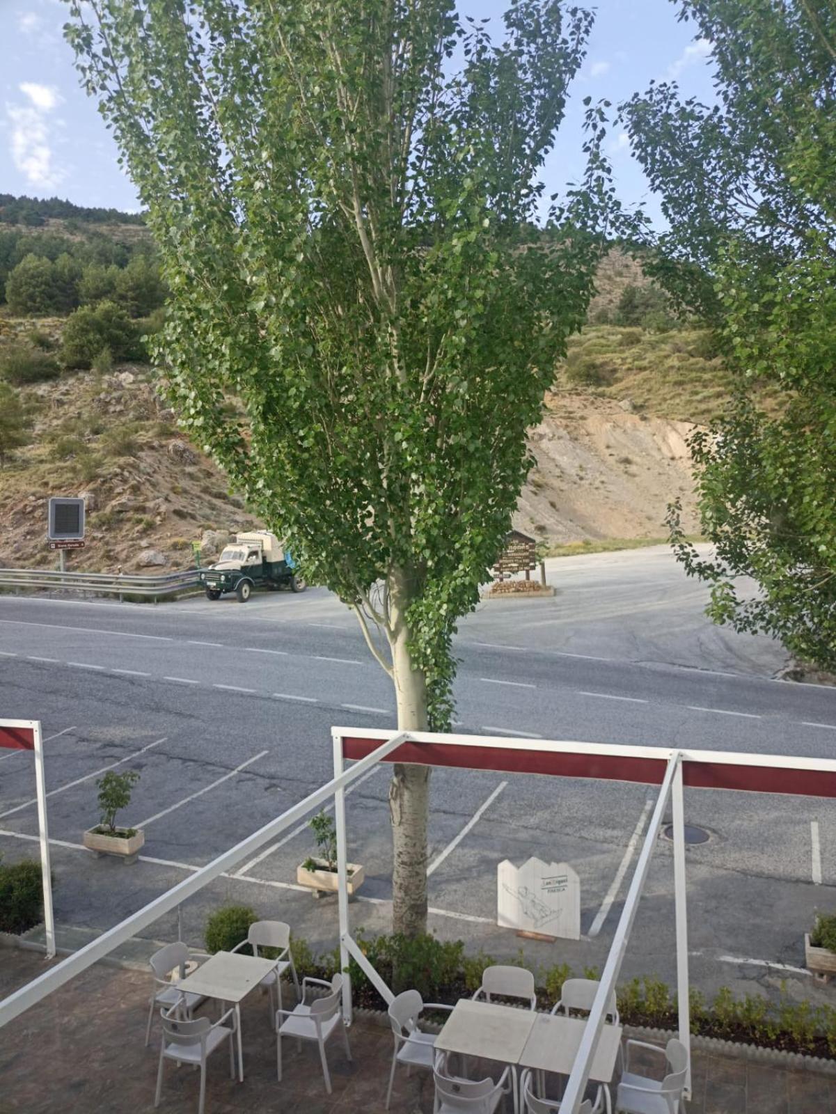 Hostal El Desvio Sierra Nevada Bagian luar foto