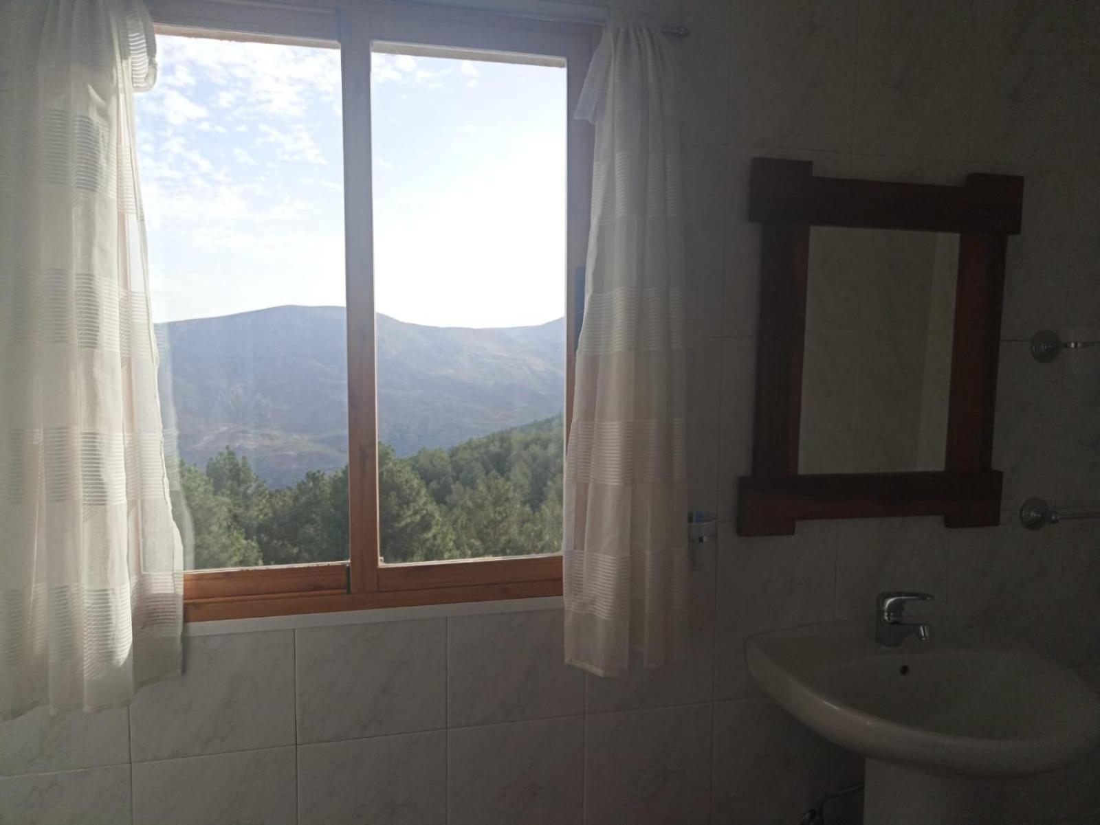 Hostal El Desvio Sierra Nevada Bagian luar foto